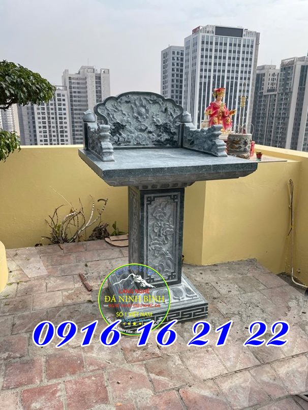 Am miếu cây hương đá thờ Mẫu Cửu không mái Am miếu cây hương đá thờ Mẫu Cửu không mái