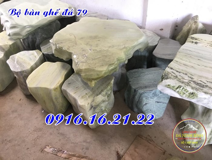 Bàn ghế đá tại Bình Phước