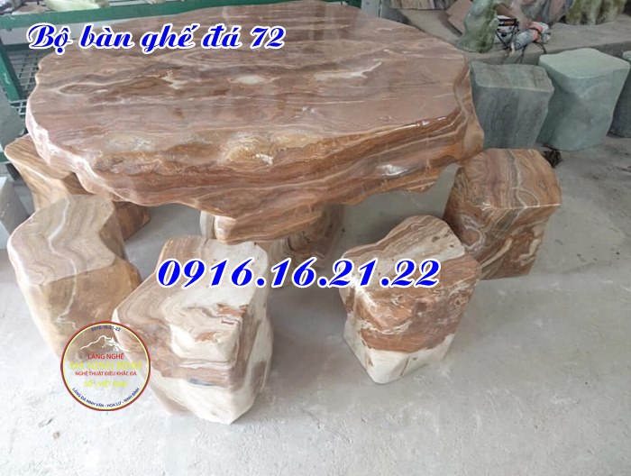 Bộ bàn ghế đá tự nhiên giá rẻ nguyên khối ngoài trời tại Bình Phước