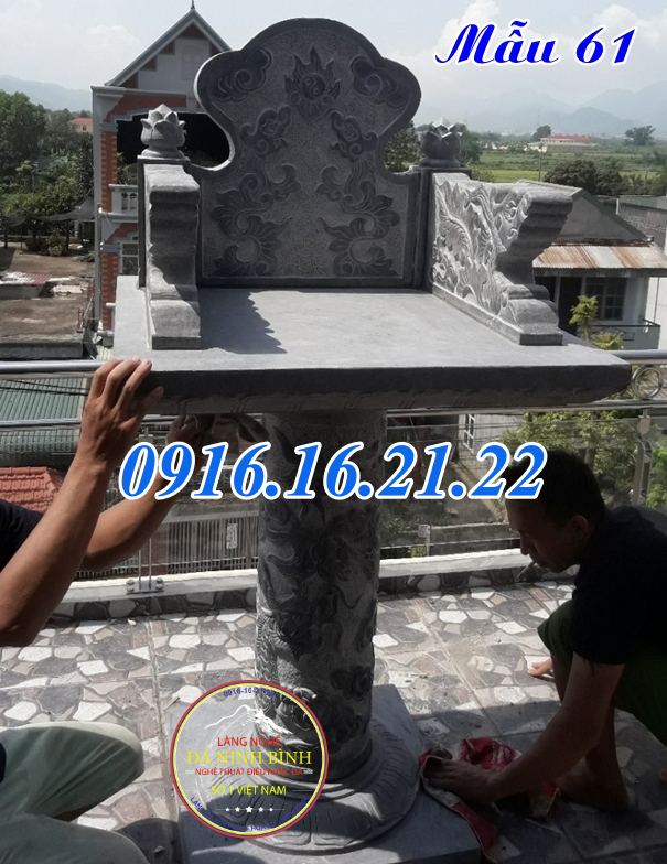 Mẫu bàn thờ ngoài trời 61