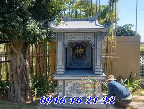 Miếu đá thờ thần linh tại Gia Lai