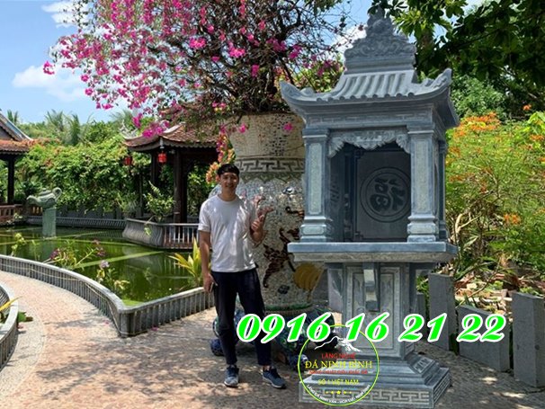Miếu thờ thần linh tại Gia Lai bằng đá xanh đen