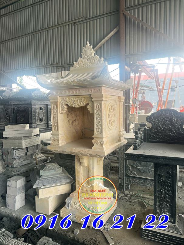 Trang thờ đá vàng tại Nam Bộ