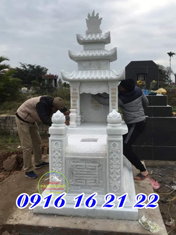Mẫu mộ ba mái đá trắng đẹp tại Hải Dương bền đẹp theo thời gian Mẫu mộ ba mái đá trắng đẹp tại Hải Dương bền đẹp theo thời gian
