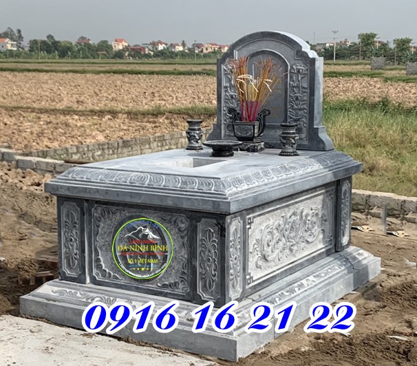 Mẫu mộ không mái đá xanh đen đẹp tại Hải Dương bền đẹp theo thời gian chạm khắc hoa văn đơn giản Mẫu mộ không mái đá xanh đen đẹp tại Hải Dương bền đẹp theo thời gian chạm khắc hoa văn đơn giản