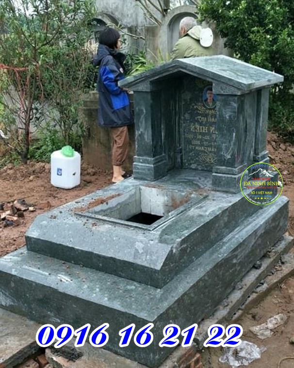 Mẫu mộ một mái đá xanh rêu đẹp tại Hải Dương bền đẹp theo thời gian Mẫu mộ một mái đá xanh rêu đẹp tại Hải Dương bền đẹp theo thời gian
