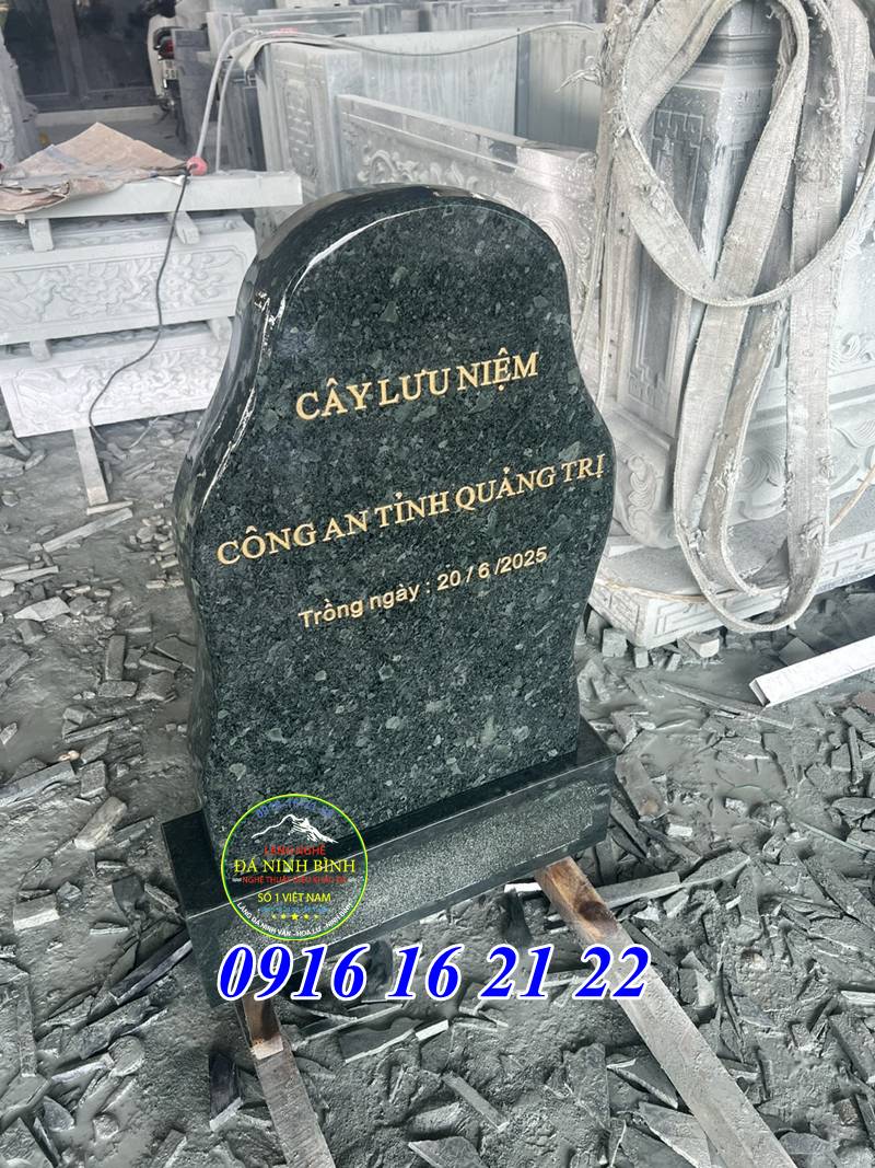 Bia đá trồng cây lưu niệm 09